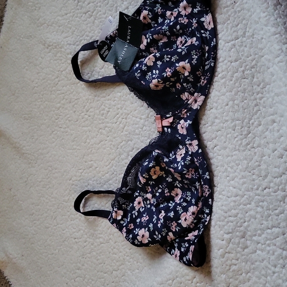 Laura Ashley Intimates & Sleepwear Nwt Laura Ashley Bra Poshmark